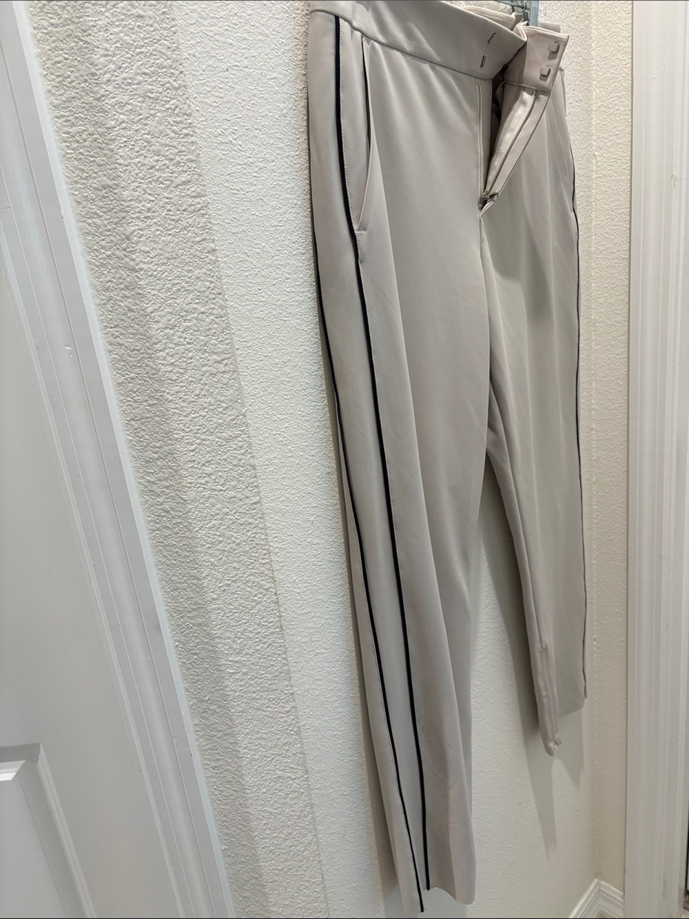 Athleta Stellar Novelty Trouser women’s PLUS size Pant with Black Side Piping - Picture 4 of 11